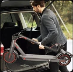 Comfort Inz - Long Range E Scooter - Elektrische Opvouwbare Step - 10.5Ah 350W - IOS Android Max. 31km/h -Winkel Voor Fietsbenodigdheden 1200x1181 8