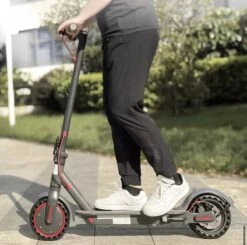 Comfort Inz - Long Range E Scooter - Elektrische Opvouwbare Step - 10.5Ah 350W - IOS Android Max. 31km/h -Winkel Voor Fietsbenodigdheden 1200x1190 8