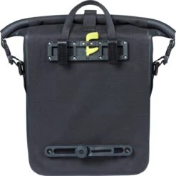 Basil Navigator Enkele Fietstas - M - 12-15 Liter - Waterdicht - Zwart -Winkel Voor Fietsbenodigdheden 1200x1198 3