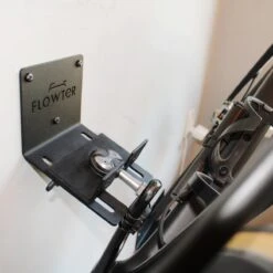 Flowter® Trapper Hanger - Fiets Ophangsysteem Aan De Trapper - Fiets Ophangbeugel - Universele Fiets Muurbeugel - Fietsbeugel Met Gratis Wieldragers+ -Winkel Voor Fietsbenodigdheden 1200x1200 528