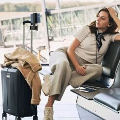 Airplane Buddy® Telefoonhouder - Vliegtuig - Bureau - Tafel - Trein - Auto - Koken - Multifunctioneel - Universeel - 360 Graden Draaibaar - Zwart -Winkel Voor Fietsbenodigdheden 1200x1200 633