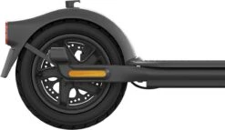Ninebot By Segway KickScooter F40i - E-step - Actieradius: 40km - Snelheid: 25km/h - Officieel Benelux Model -Winkel Voor Fietsbenodigdheden 1200x696 1