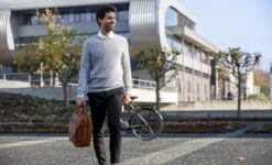 New Looxs Cali Laptoptas Fietstas - Leer - 15 Inch Laptopvak - 17 Liter - Cognac 19 New Looxs Cali Laptoptas Fietstas - Leer - 15 Inch Laptopvak - 17 Liter - Cognac -Winkel Voor Fietsbenodigdheden 1200x727