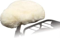 Zadelhoes Schapenvacht Beige - Zadeldek - Beschermhoes Zadel - Schapenhoes Zadel -Winkel Voor Fietsbenodigdheden 1200x762 5