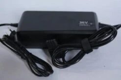 Gazelle Acculader - Elektrische Fietsoplader - Panasonic - 36V - Bagagedrager Lader 9 Gazelle Acculader - Elektrische Fietsoplader - Panasonic - 36V - Bagagedrager Lader -Winkel Voor Fietsbenodigdheden 1200x797 10