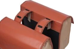 Basil Urban Load Dubbele Fietstas - 48-53 Liter - Terrarood -Winkel Voor Fietsbenodigdheden 1200x797 2