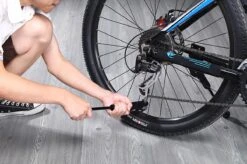 Giyo Fietspomp Mini - Fietspomp Met Drukmeter - Pomp Fiets Mini - 8.3 Bar - Inclusief Naaldventiel En Fietsbandreparatieset -Winkel Voor Fietsbenodigdheden 1200x798 21