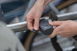 AXA Foldable 800 Vouwslot - Fietsslot - Met Houder - 100 Cm - Zwart -Winkel Voor Fietsbenodigdheden 1200x800 96