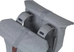 Basil City Dubbele Fietstas - Grijs Melee - 32 Liter -Winkel Voor Fietsbenodigdheden 1200x842 3