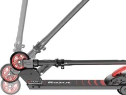 Razor Turbo A Zwart Black Label Elektrische Step -Winkel Voor Fietsbenodigdheden 1200x908 4