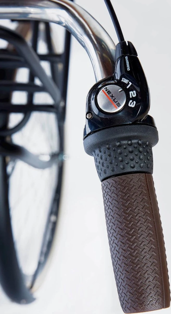 Cortina U4 - Stadsfiets - D50 - Jet Black Matt - R3 4 Cortina U4 - Stadsfiets - D50 - Jet Black Matt - R3 - Afbeelding 2