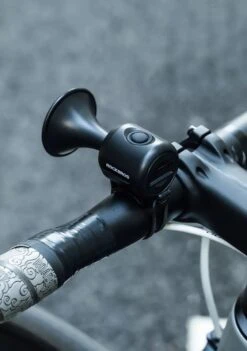 Rockbros Elektrische Fietshoorn - Fietsbellen - Fietstoeter - Zwart - Waterbestendig -Winkel Voor Fietsbenodigdheden 845x1200