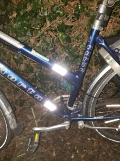 Reflecterende Stickers Set 10 St (6 Cm Lang / 3 Cm Breed) - Klasse 1 - Fiets, Aanhangwagen, Paaltjes,... -Winkel Voor Fietsbenodigdheden 899x1200 26