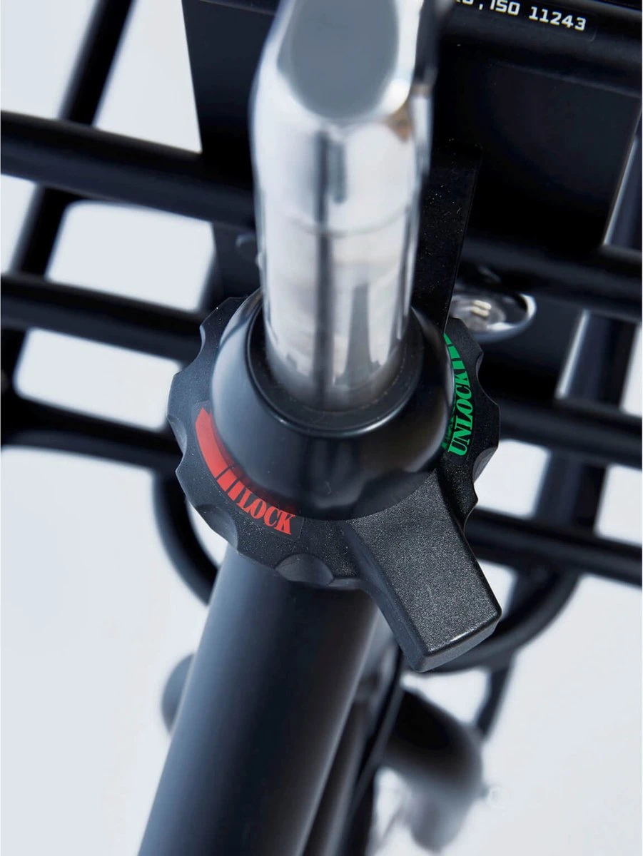 Cortina U4 - Stadsfiets - D50 - Jet Black Matt - R3 14 Cortina U4 - Stadsfiets - D50 - Jet Black Matt - R3 - Afbeelding 12